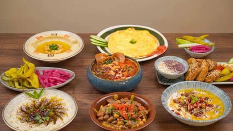 Damaski Palace القصر الدمشقي — Halal Levantine restaurant in Mississauga