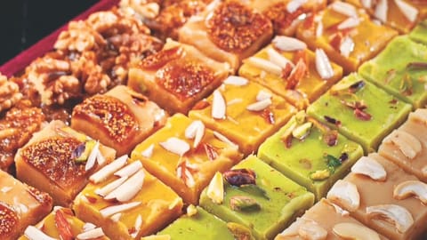 Mithai Master, Halal Pakistani restaurant in Mississauga