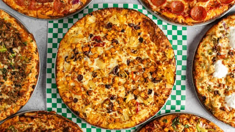 Pizza Karachi — Halal Pizza restaurant in Mississauga