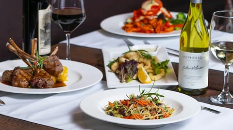Carmelina Restaurant, Halal Italian restaurant in Markham