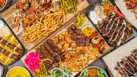 Alpha's Shawarma Downtown Yonge Toronto — Halal Lebanese restaurant in Toronto