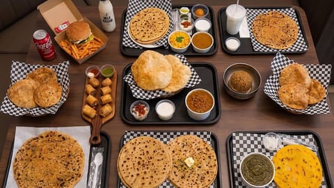 Desi Khuraak, Halal Indian restaurant in Brampton