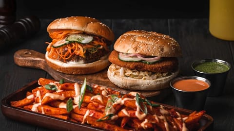 Sector 17 Downtown Brampton, Halal Indian restaurant in Brampton