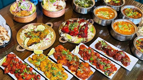 Charminar Indian Cuisine Whitby, Halal Indian restaurant in Whitby