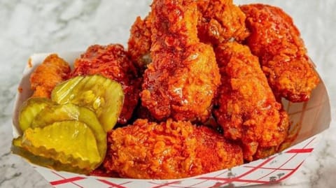 Juicy Birds, Halal Fried Chicken restaurant in Hamilton