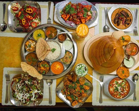 The Hakka Hub, Halal Hakka restaurant in Mississauga