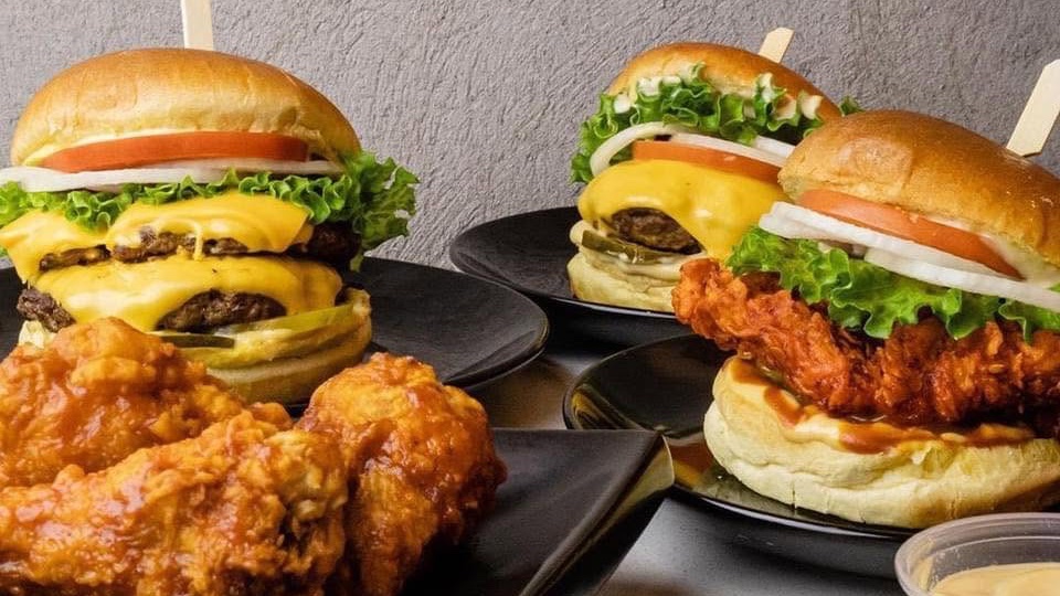 B Boyz The Burger Architect, Halal Burgers restaurant in Milton