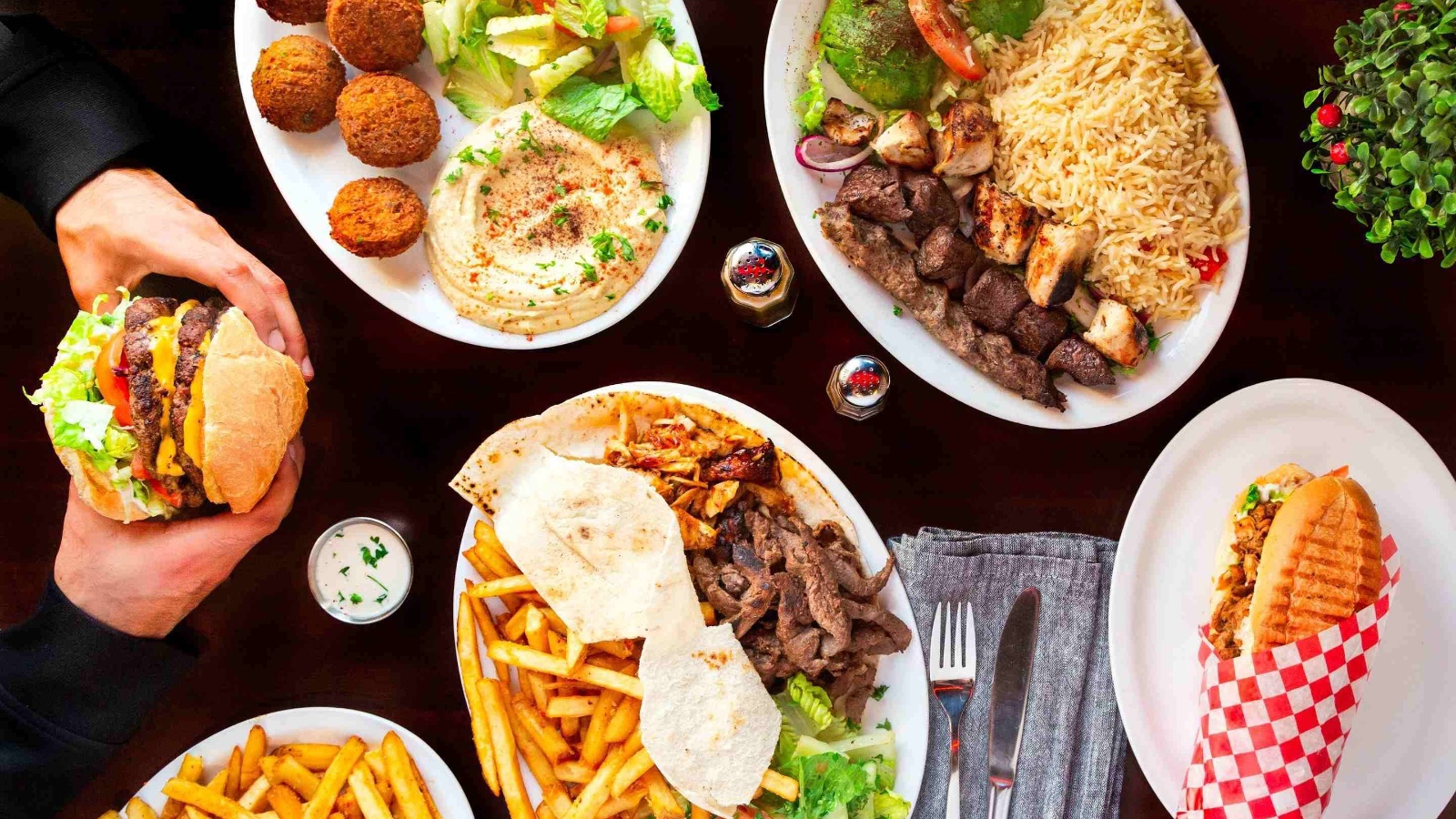 Mazaj Lounge, Halal Middle Eastern restaurant in Milton